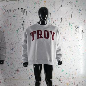 Sudadera TROY ASH GREY con cuello alto, 100% bordado con apliques marrones, sudadera de cuello ancho con hilos finos - Product Image 2