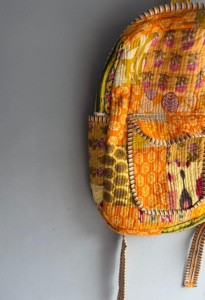 Sac à dos bohème en coton patchwork avec plusieurs poches, fermeture éclair, unisexe, bretelles courbées, cadeau pour elle - Product Image 3