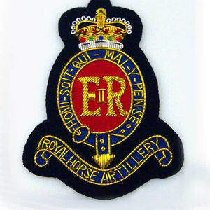 Badges brodés à la main pour prêtres religieux OEM avec épingle de sûreté, en tissu toile personnalisé pour vêtements liturgiques - Vente en gros - Product Image 3