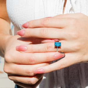 IGI Certified Lab Grown <b>Diamond</b> Engagement <b>Ring</b> Fancy Vivid Blue Emerald Cut CVD <b>Diamond</b> VVS Clarity 18K Gold Wedding <b>Ring</b> - Product Image 4