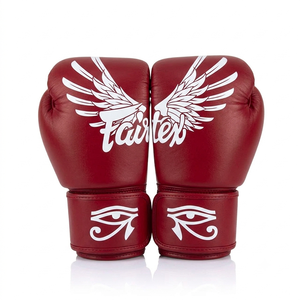 นวมชกมวยไทย Fairtex ระดับมืออาชีพ ดูดซับแรงกระแทก สีเขียว พร้อมปีกสีทองและลายดวงตาแห่งฮอรัส - Product Image 4