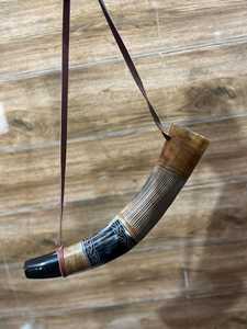 แก้วน้ำวัฒนธรรมไวกิ้งแท้ ทำมือ เป็นมิตรกับสิ่งแวดล้อม ดีไซน์คลาสสิก ทำจากเขาควายออร์แกนิก ลายสัตว์ เหมาะสำหรับเป็นของขวัญทางธุรกิจ - Product Image 5