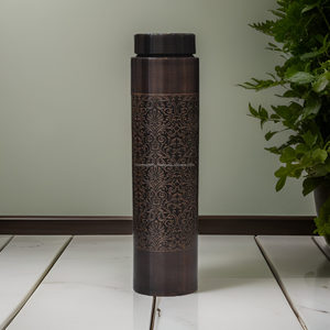 ฝาขวดน้ำทองแดงแท้แบบอายุรเวท 950/750 มล. สลักโลโก้ตามสั่ง ป้องกันการรั่วซึม เป็นมิตรกับสิ่งแวดล้อม ทางเลือกเพื่อการดื่มเพื่อสุขภาพ - Product Image 4