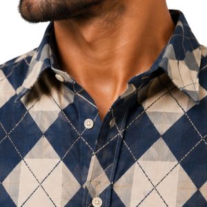 Chemise à manches longues pour homme en coton bleu marine et beige à motif losanges, décontractée, boutonnée, vente en gros personnalisée, vêtements de mode - Product Image 3