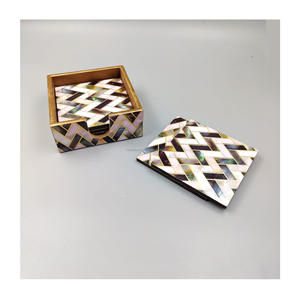 ที่รองแก้วเรซินอีพ็อกซี่ดีไซน์ตามสั่งสำหรับกาแฟน้ำแบบตั้งโต๊ะ - Product Image 4