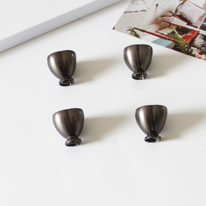 Cost-Effective Zinc Alloy Flower Knob Modern Cabinet Handle for Kitchen Bathroom Bedroom Nightstands and Furniture Drawers - Product Image 2