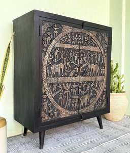 Mueble de Madera de Mango con Arte Warli Tallado a Mano - Product Image 4