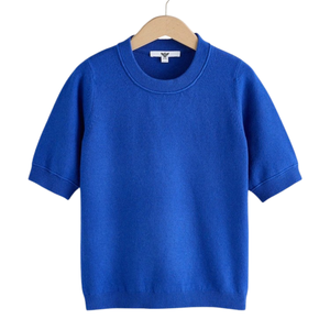 Pull en maille bleu cobalt super doux à manches courtes pour femme, col rond, pull décontracté avec poignets et ourlet côtelés - Product Image 1