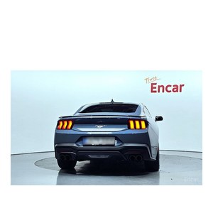 Ford Mustang 2.3 EcoBoost Premium Coupé 2024, 11,565 km, Caja de Cambios Automática, Asientos de Cuero, Volante a la Izquierda, con Cámara Trasera - Product Image 4