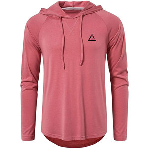 Conçus pour le mouvement, ces sweats à capuche pour hommes offrent une coupe extensible, idéale pour la course à pied, la salle de sport et l'entraînement en plein air. - Product Image 2