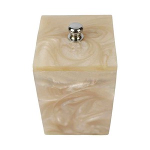Ensemble distributeur de savon et porte-savon en résine de luxe, best-seller, pour comptoir de salle de bain, accessoires de salle de bain modernes en vente - Product Image 3