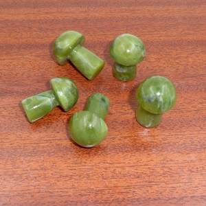 Piedra Preciosa Natural Verde, Tallado de Hongo de Jade, Cristal Curativo para Reiki, Meditación, Decoración Feng Shui, Venta al por Mayor, Chakralume - Product Image 3
