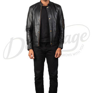 เสื้อแจ็คเก็ตบอมเบอร์หนังแท้สีดำสำหรับผู้ชาย สไตล์สตรีทแฟชั่นทันสมัย ทรงเข้ารูป พร้อมกระเป๋าที่แขนเสื้อ - Product Image 1