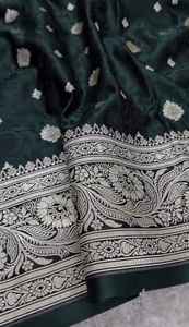 Auténtico Sari de Seda Suave Banarasi Mashru Tejido a Mano con Bordado Fino de Plata Zari Resham Jaal y Borde Tradicional Tejido para Fiesta y Sol - Product Image 3