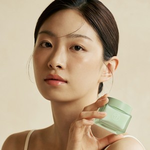 Crème de beauté pour le visage KAINE Korean K-Beauty Green Kam Aqua Soothing Cream 70ml Fabriqué en Corée soin de la peau - Product Image 1
