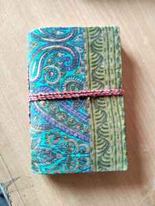 Carnet de notes en papier recyclé brodé à la main avec couverture en tissu bohème, cadeau pour écrivains, papeterie en gros - Product Image 3