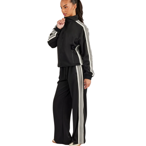 Conjunto Deportivo de Dos Piezas para Mujer con Cremallera Completa, Cuello Alto, Top de Manga Larga con Rayas en Contraste y Pantalones de Pierna Ancha con Cintura Elástica - Product Image 4