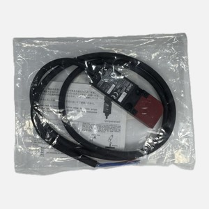 Interrupteurs de sécurité de porte série D4GS-N D4GS-N2R D4GS-N2T D4GS-N3R-5 D4GS-N4R pour OMRON - Product Image 2