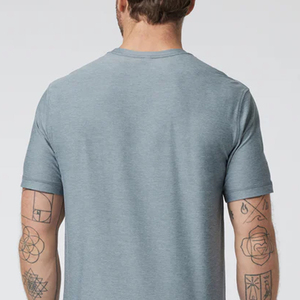 T-shirt pour homme à manches courtes et col rond, design de haute qualité, couleur unie, streetwear décontracté pour les acheteurs en gros - Product Image 6