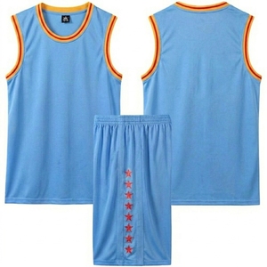 Uniforme d'entraînement de basketball 100% polyester, sortie d'usine OEM, respirant et durable, avec nom d'équipe personnalisé - Product Image 4