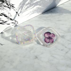 Boîte à bijoux en résine artisanale de luxe, décorative, à fleurs, pour ranger les bibelots, petite boîte cadeau personnalisée en résine - Product Image 3