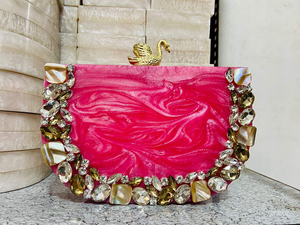 Bolsos de mano de resina hechos a mano en India para damas, bolsos de alta calidad premium para mujeres, bolso de mano para fiestas y eventos, moderno y a la moda. - Product Image 6