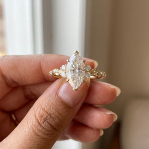 Anillo de Compromiso de Lujo RIZTA JEWEL con Diamante Cultivado en Laboratorio, Corte Marquesa, Color E, Certificado IGI, Oro de 14K, Engaste de Puntas, para Boda - Product Image 4