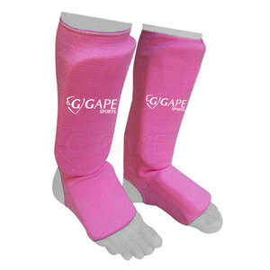Protège-tibias élastiques souples de qualité export pour le football – Protection professionnelle légère et personnalisable – Lavage à la main uniquement - Product Image 2