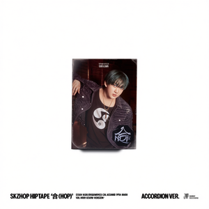 Stray Kids-SKZHOP HIPTAPE 'HOP' (Versión Acordeón) 1 de 8 Tipos Aleatorios Ropa y Accesorios para Muñecas - Product Image 3