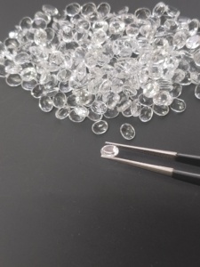 Topaze blanche naturelle 5x4MM taille ovale, qualité supérieure, pierre précieuse calibrée en vrac pour la création de bijoux de créateurs - Product Image 1