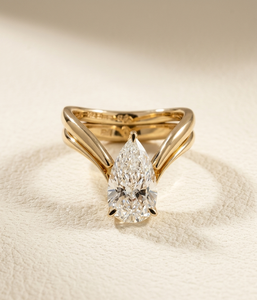 Anillo de compromiso de lujo con moissanita talla pera y engaste de puntas, de plata de ley 925 chapada en oro, certificado, para mujer, para boda o promesa - Product Image 3