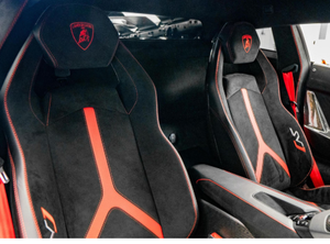 Supercar Exotique Haute Performance 2024 Coupé 2 Portes Moteur Type V12 Boîte Automatique Kit Aéro Carbone Pneus R18 Noir Gauche - Product Image 4