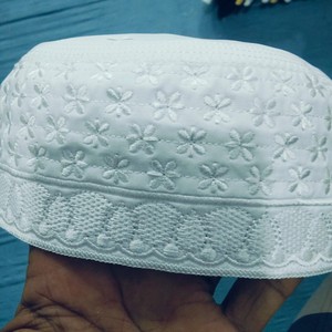 Chapeau Kufi musulman arabe pour homme MTI de haute qualité, ajustable, pour la prière islamique, formel, décontracté, pour les occasions spéciales, motif floral - Product Image 1