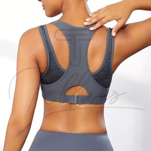 Ropa Deportiva Talla Grande, Sujetador Deportivo Transpirable con Logotipo Frontal para Mujer, con Soporte Medio para Yoga, Ejercicio y Fitness, Disponible en Stock - Product Image 4