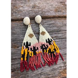 Boucles d'oreilles pendantes bohèmes de luxe très demandées, fournisseur de bijoux personnalisés disponible à prix compétitif - Product Image 1