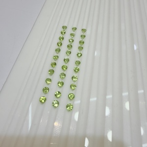 A J Gems - Gemas Sueltas de Peridoto Natural, Corte Brillante Redondo, Verde con Juego de Color/Fuego, de la India (Rajasthan), para la Elaboración de Joyas - Product Image 5