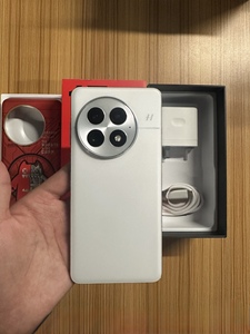 Teléfono Inteligente OnePlus 13 5G, Octa Core, LTE, Color Plata, Cámara Hasselblad, Carga Rápida de 65W, Batería de 5000mAh - Product Image 3