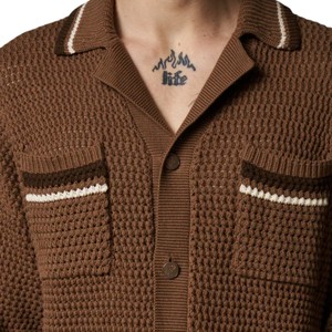 Chemise à rayures en tricot crocheté pour homme, manches courtes, boutonnée, décontractée, pour l'été, vente en gros OEM, fourniture personnalisée - Product Image 3