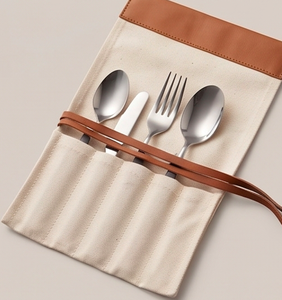 Ensemble de couverts noirs à finition argentée, élégants en acier inoxydable, pour la salle à manger, la cuisine, les mariages, les fêtes et une utilisation polyvalente - Product Image 6
