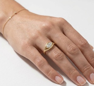 Anillo de compromiso y promesa de oro de 14K/18K con diamante marquise solitario de laboratorio, engaste biselado, estilo oriental-occidental, para ella, certificado IGI - Product Image 5