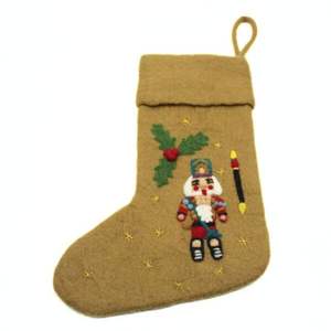 Chaussette de Noël en feutre écologique faite à la main, motif Casse-Noisette, couleur et design personnalisables, équitable, haute qualité, décoration haut de gamme - Product Image 3