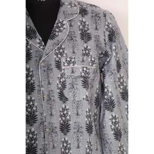 เดรสผู้หญิงลายดอกไม้พิมพ์ลายดิจิทัล คอวี แขนสามส่วน ผ้าฝ้าย 100% เป็นมิตรกับสิ่งแวดล้อม ทรงเข้ารูป ความยาวปานกลาง เหมาะสำหรับงานกลางคืน งานทางการ หรือใส่ไปเที่ยวคลับ - Product Image 3