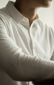 Chemises habillées à manches longues pour hommes en lin 100% de luxe, personnalisables avec logo, boutonnées, respirantes, décontractées, anti-boulochage, pour l'été – Vente en gros - Product Image 4