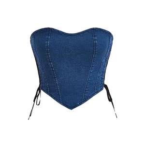 Top en jean sans manches pour femme, léger, boutonné, couleur unie, respirant, écologique, de bonne qualité et tendance. - Product Image 1