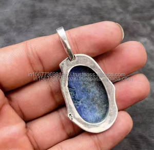 Colgante de lapislázuli natural, colgante hecho a mano, colgante de corazón para mujer, colgante de plata de ley 925, regalo para ella, regalo de cumpleaños - Product Image 5