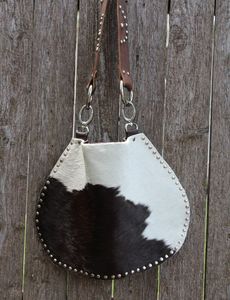 Bolsa de Cuero Vacuno con Asa Táctica Ovalada, Diseño Marrón y Blanco, Unisex, para Playa, Deportes, Viajes, Bicicleta, 25-49L, No se Lleva al Hombro - Product Image 3