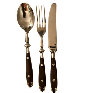 Ensemble de couverts en acier inoxydable de haute qualité avec manche en bois d'olivier, vaisselle élégante et moderne pour la maison et la cuisine - Product Image 5