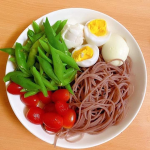 วุ้นเส้นข้าวกล้องคุณภาพเยี่ยม ราคาคุ้มค่า ปราศจากกลูเตน มีคุณค่าทางโภชนาการ และปรุงง่าย - Product Image 1