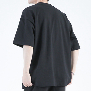 เสื้อยืดลายกราฟิกอนิเมะสไตล์วินเทจ พิมพ์ลายดิจิตอล ผ้าฝ้ายแท้ 100% ทรงหลวม ระบายอากาศได้ดี สำหรับผู้ชาย แบบเรียบ - Product Image 6