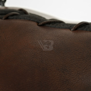 Nuevas llegadas: Sacos de boxeo negros con diseño personalizable, relleno de agua, arena, PU o PVC, de cuero para entrenamiento, con impresión de logotipo y servicio OEM. - Product Image 5